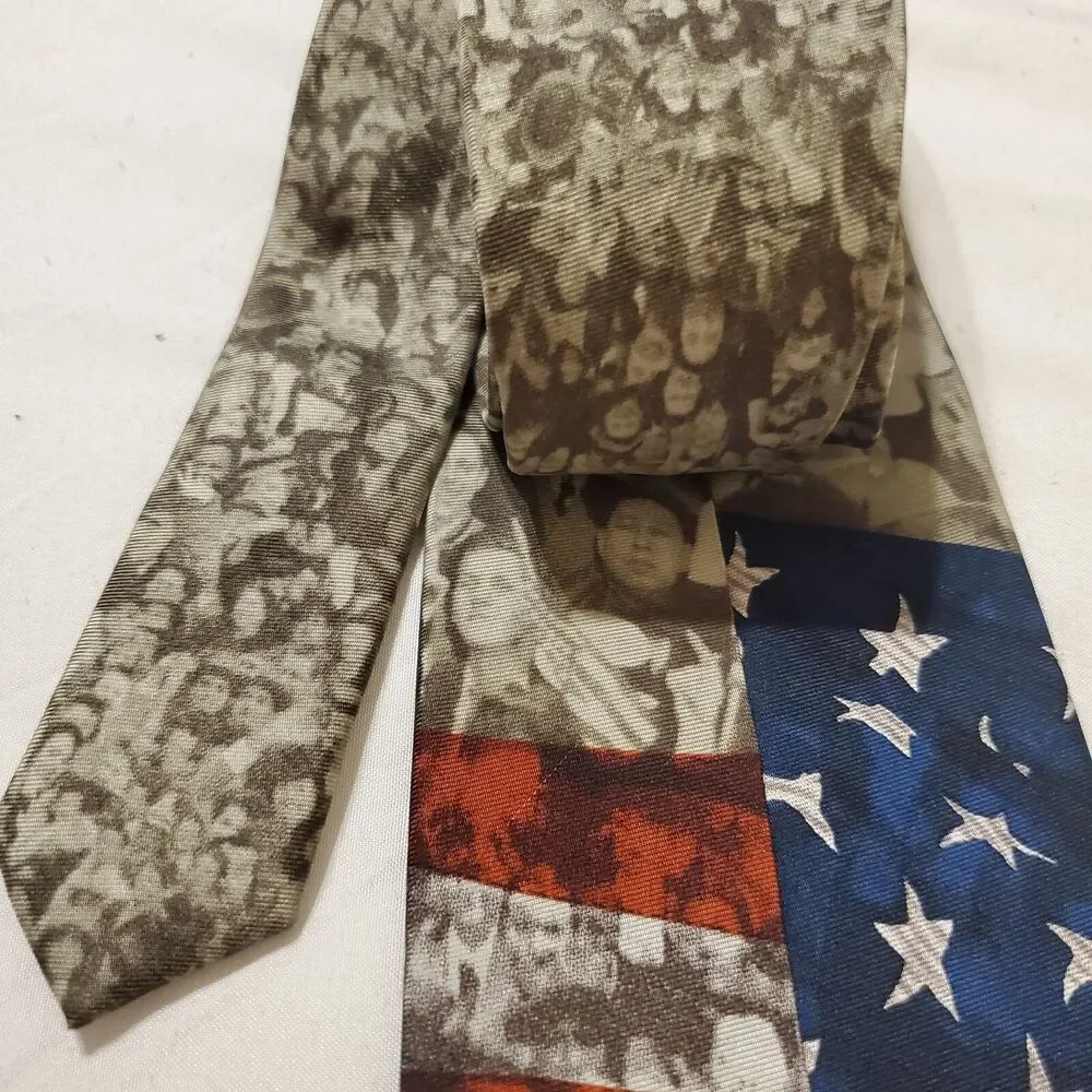Eagles Wings Mens Silk Tie‎ Patriotic Bald Eagle American Flag Statue of Liberty